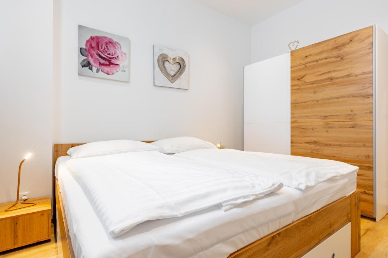 Budget West With Shared Kitchen * Vienna