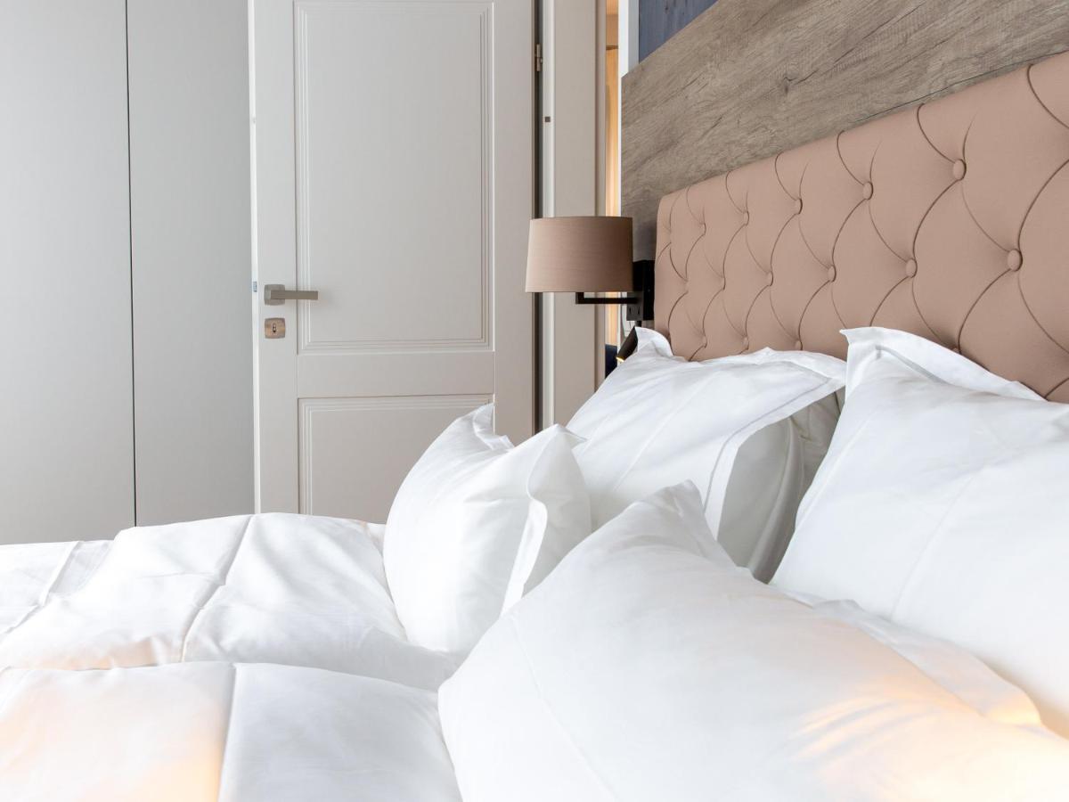 Premium * Vienna