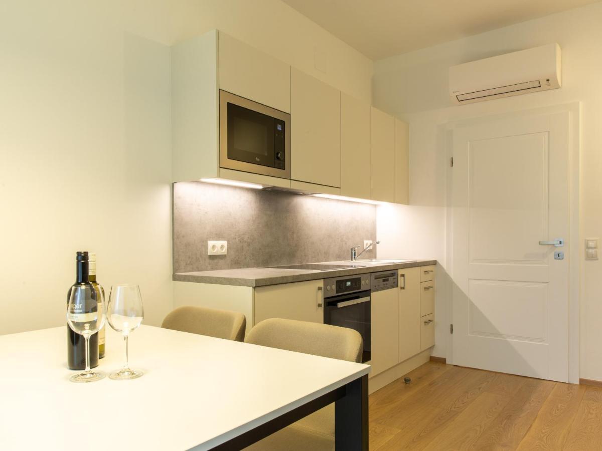 Premium Apartment *
