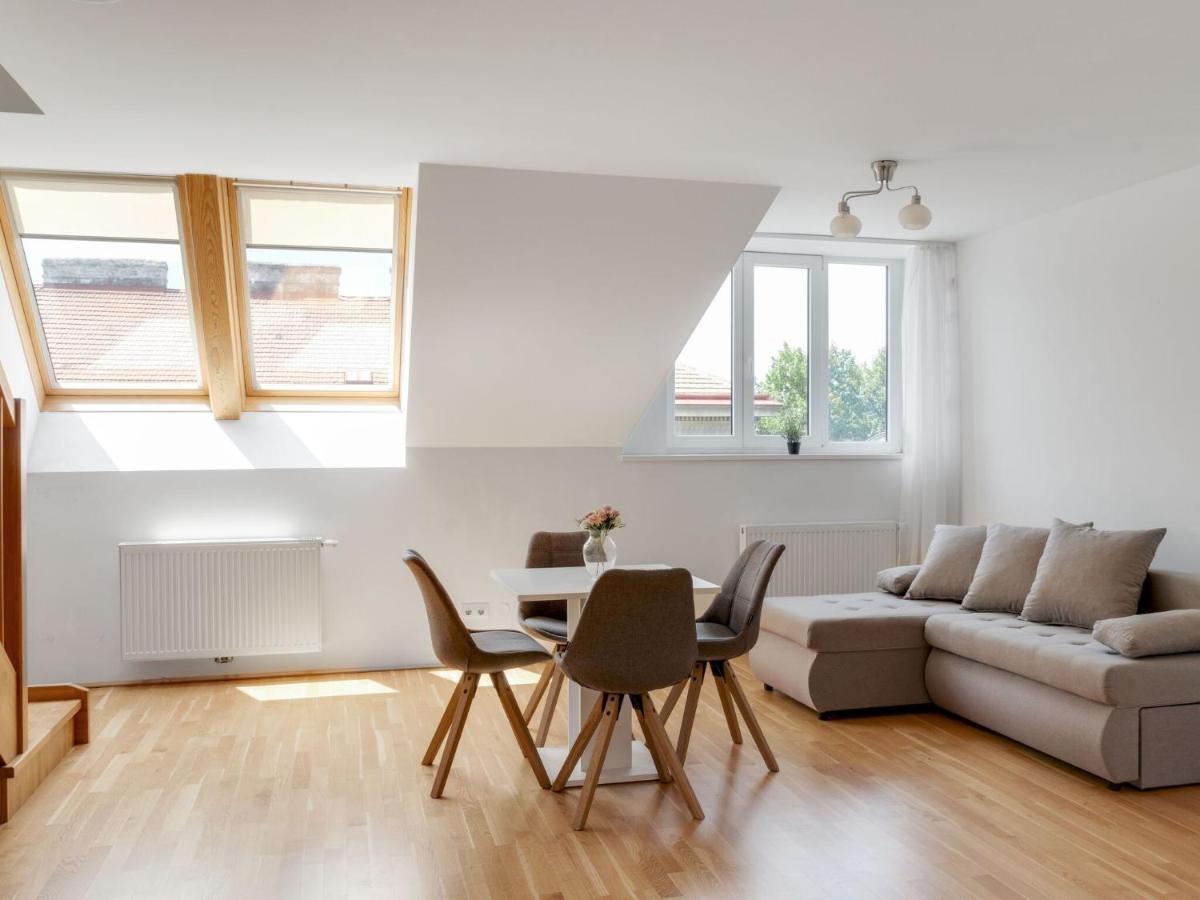 Apartment Elegant In With Patio Wien