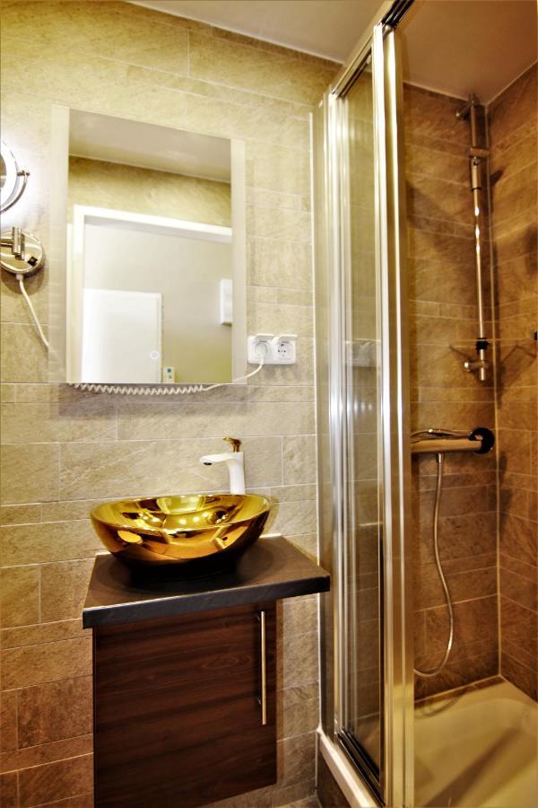 Boutique - Design 5 * Vienna