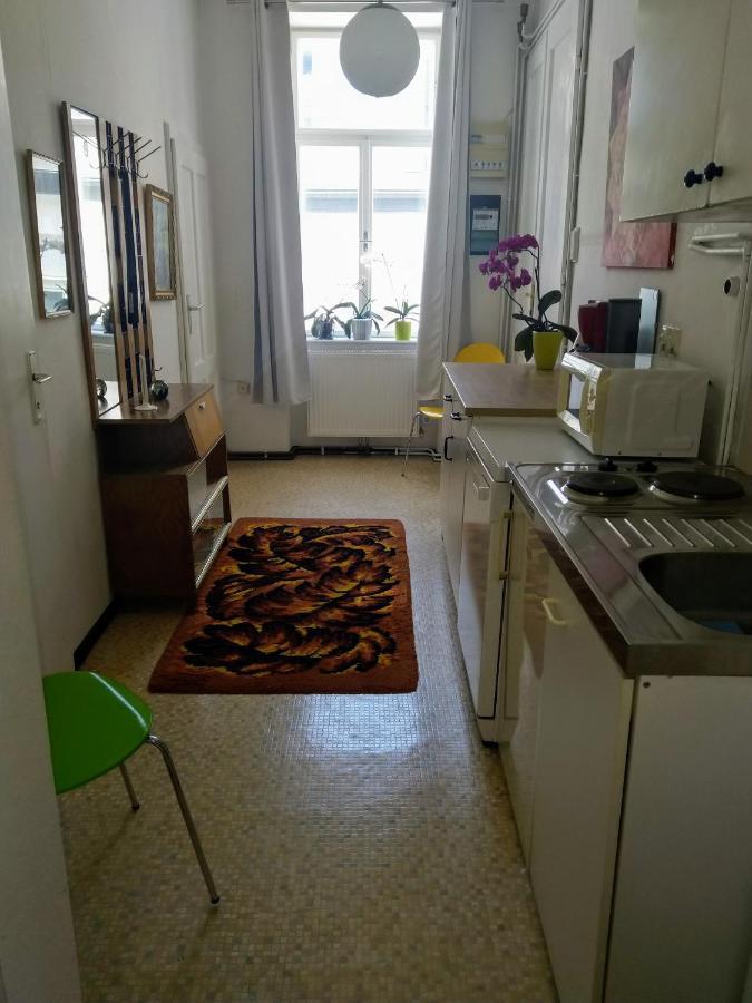 Maximillian Aparthotel Vienna