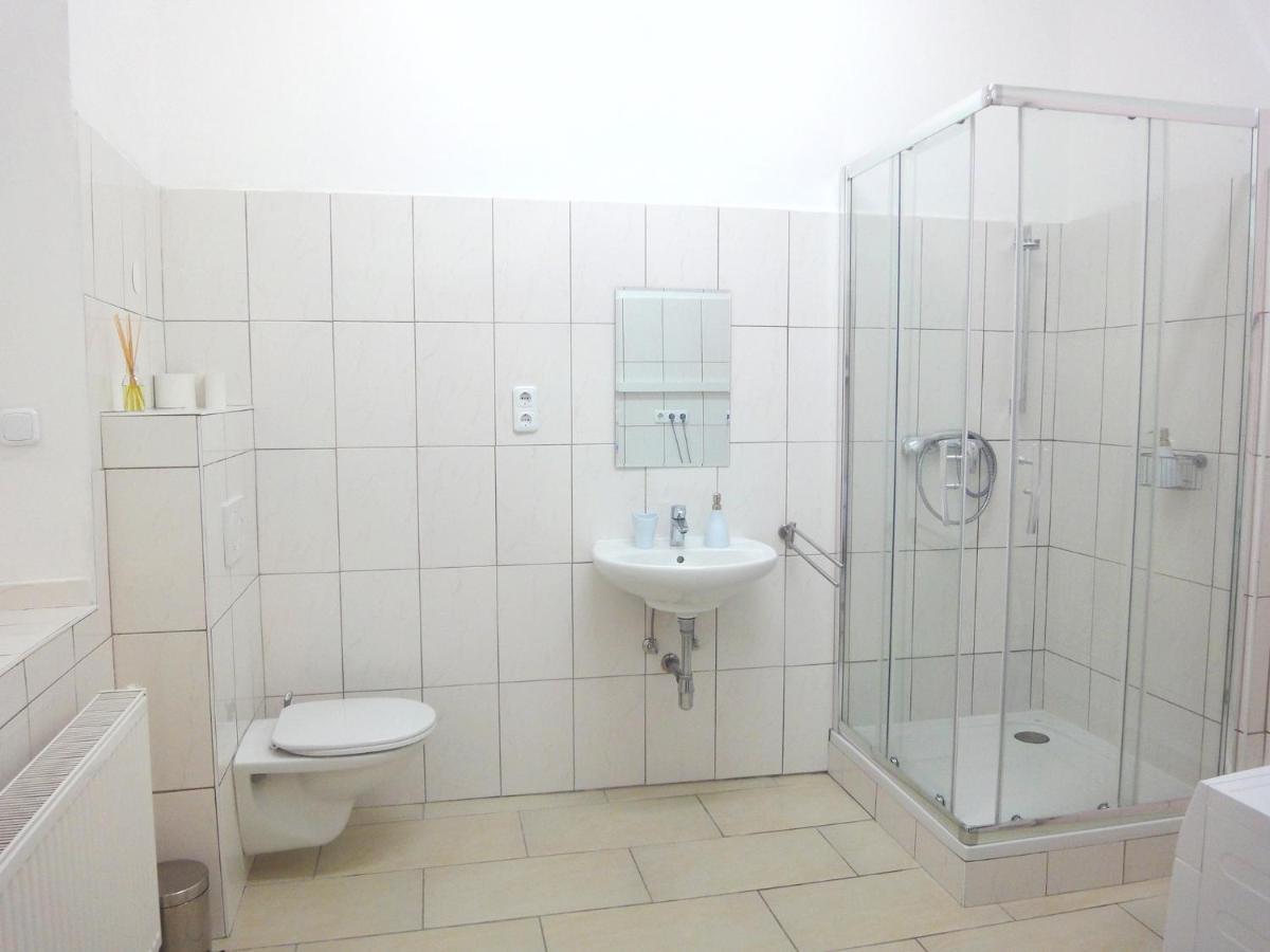Premium Apartment *