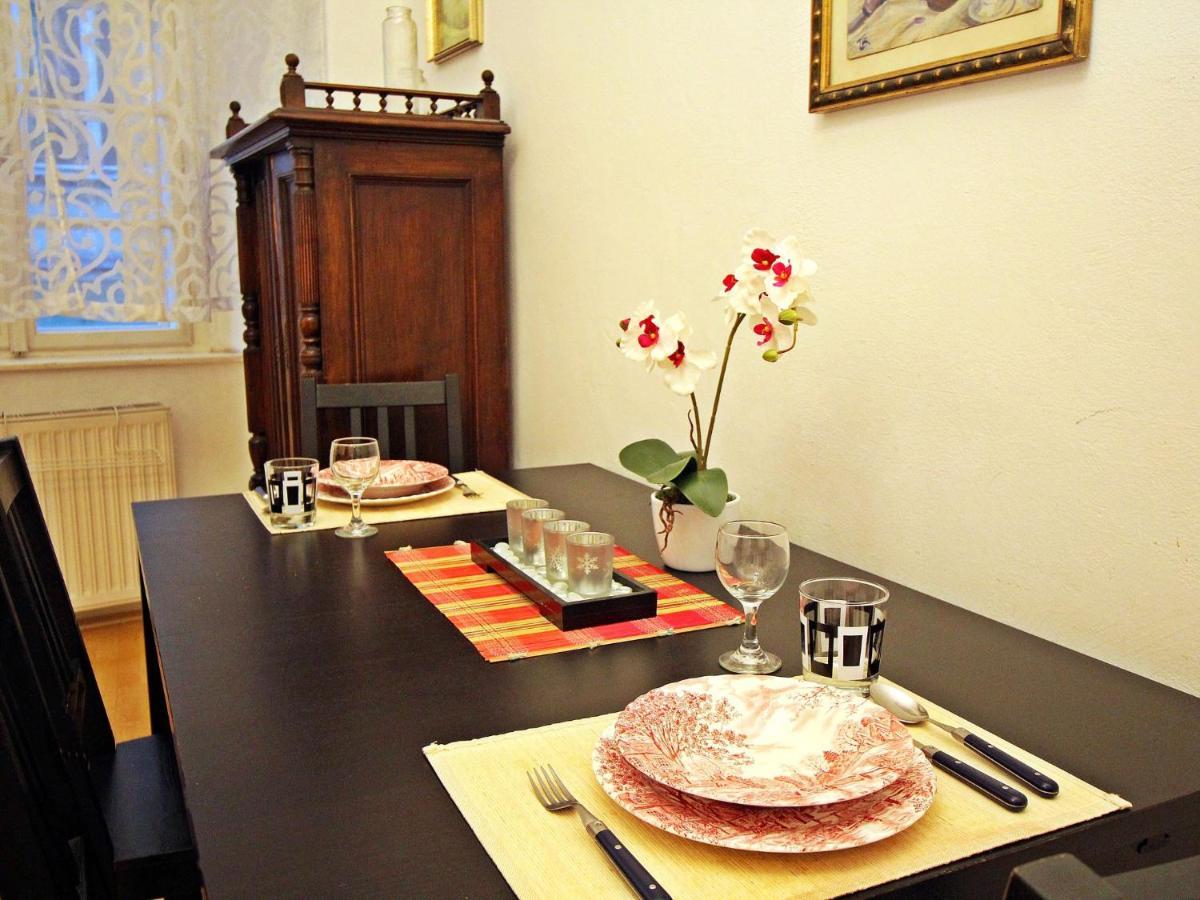 Judenplatz Apartment *