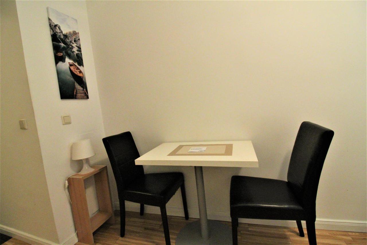 Small Studio Close To Center Apartment Vienna