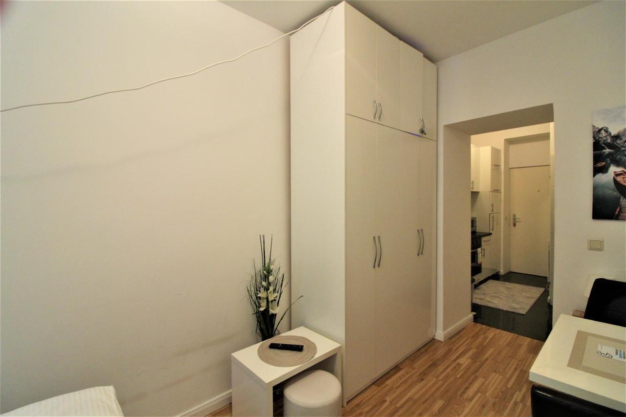 Small Studio Close To Center Apartment Vienna