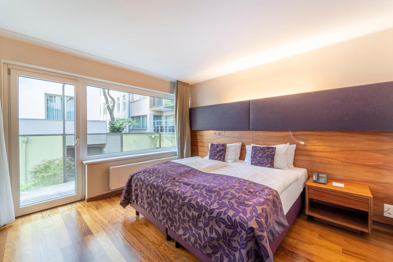 Pakat 4* Viena