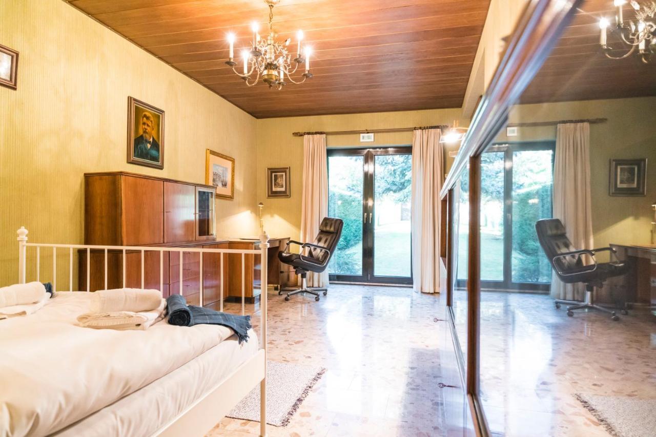 Villa Yes, It Is Retro - Big With Indoor Pool Vienna