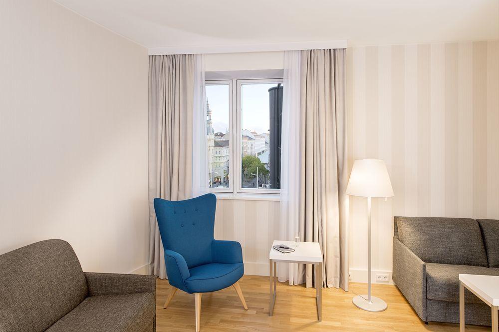 Hotel Nh Collection Zentrum 4*