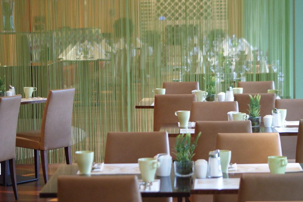 Courtyard By Marriott Schoenbrunn Hotel 4*
