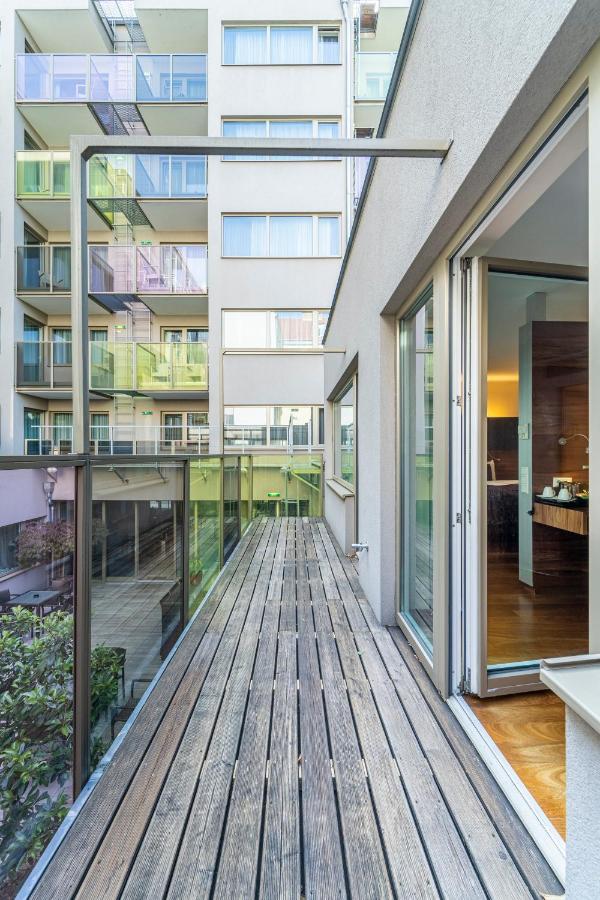 Hotel Pakat Viena