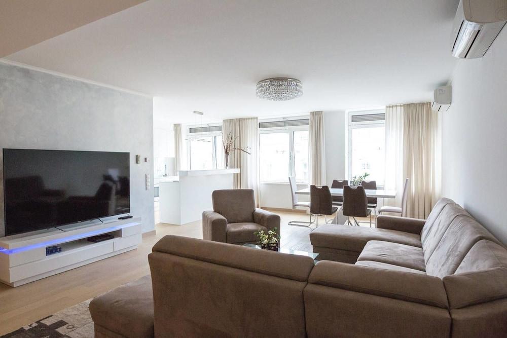 Hotel Am Parkring 4*
