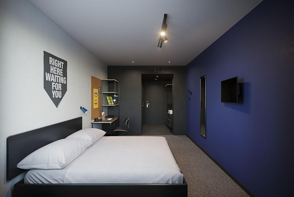 Hotel The Social Hub 4*