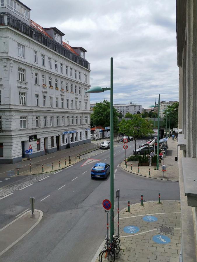 Hellwagstrasse *