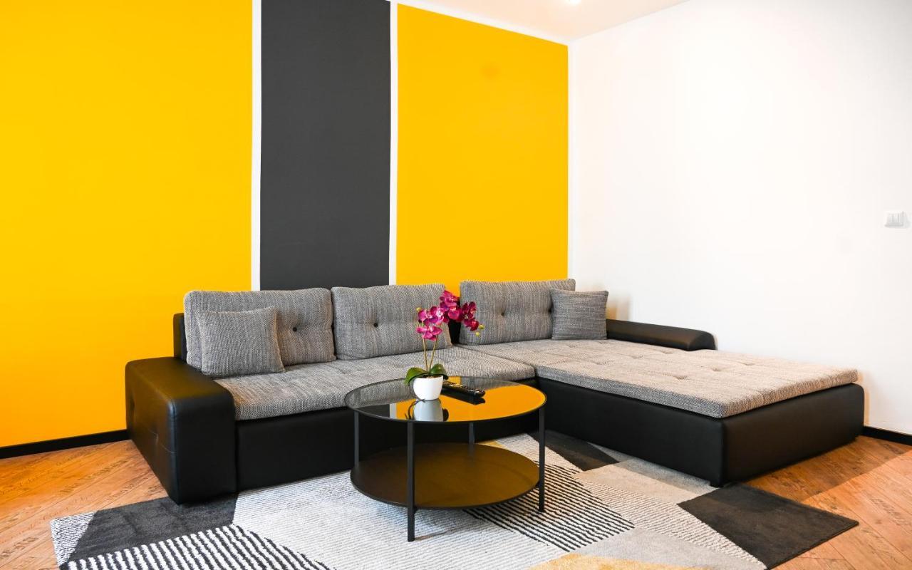 Elegant Westbahnhof Apartment