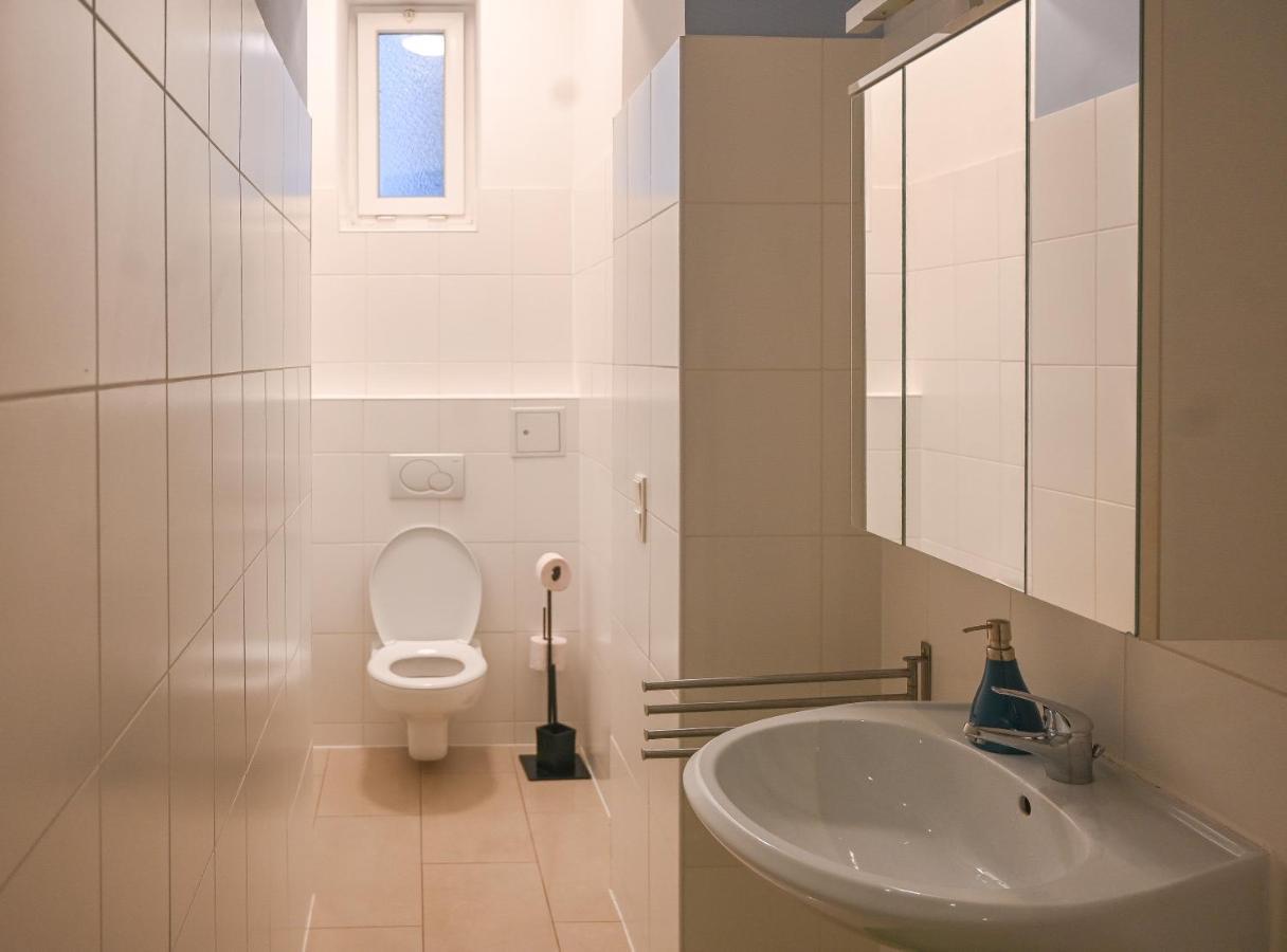 Elegant Augarten Apartment *