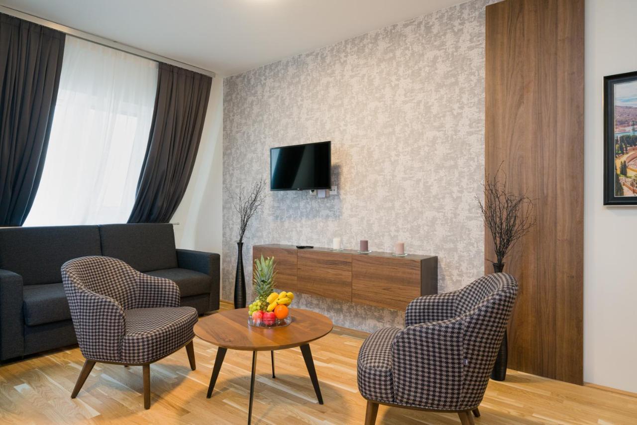 Myapartments Aparthotel 5*