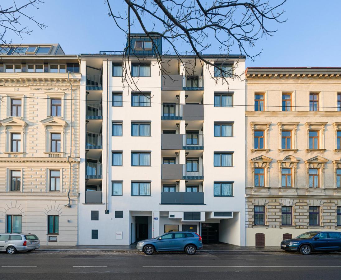 Aparthotel Myapartments 5*