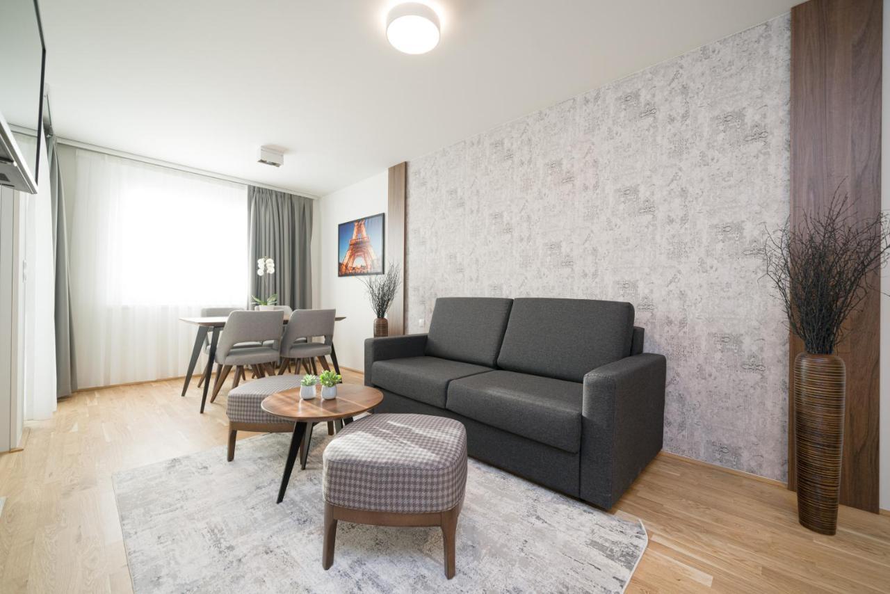 Aparthotel Myapartments 5*