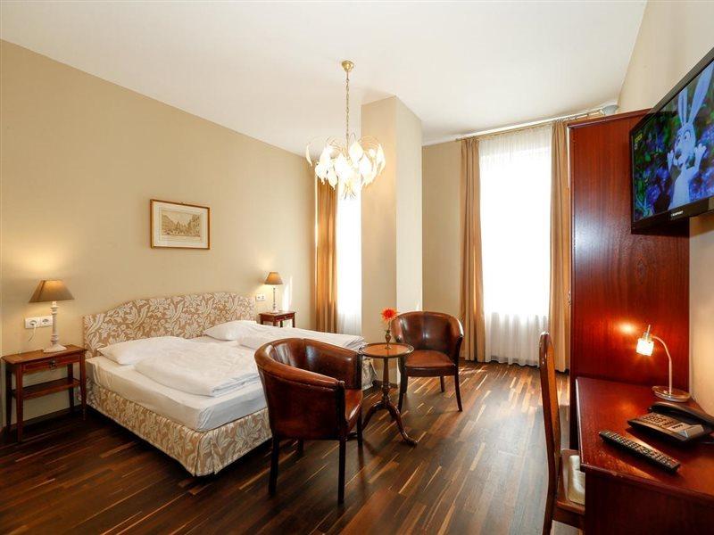 Timeout Hotel, 5 Min To Center, Self Check In 2* Vienna
