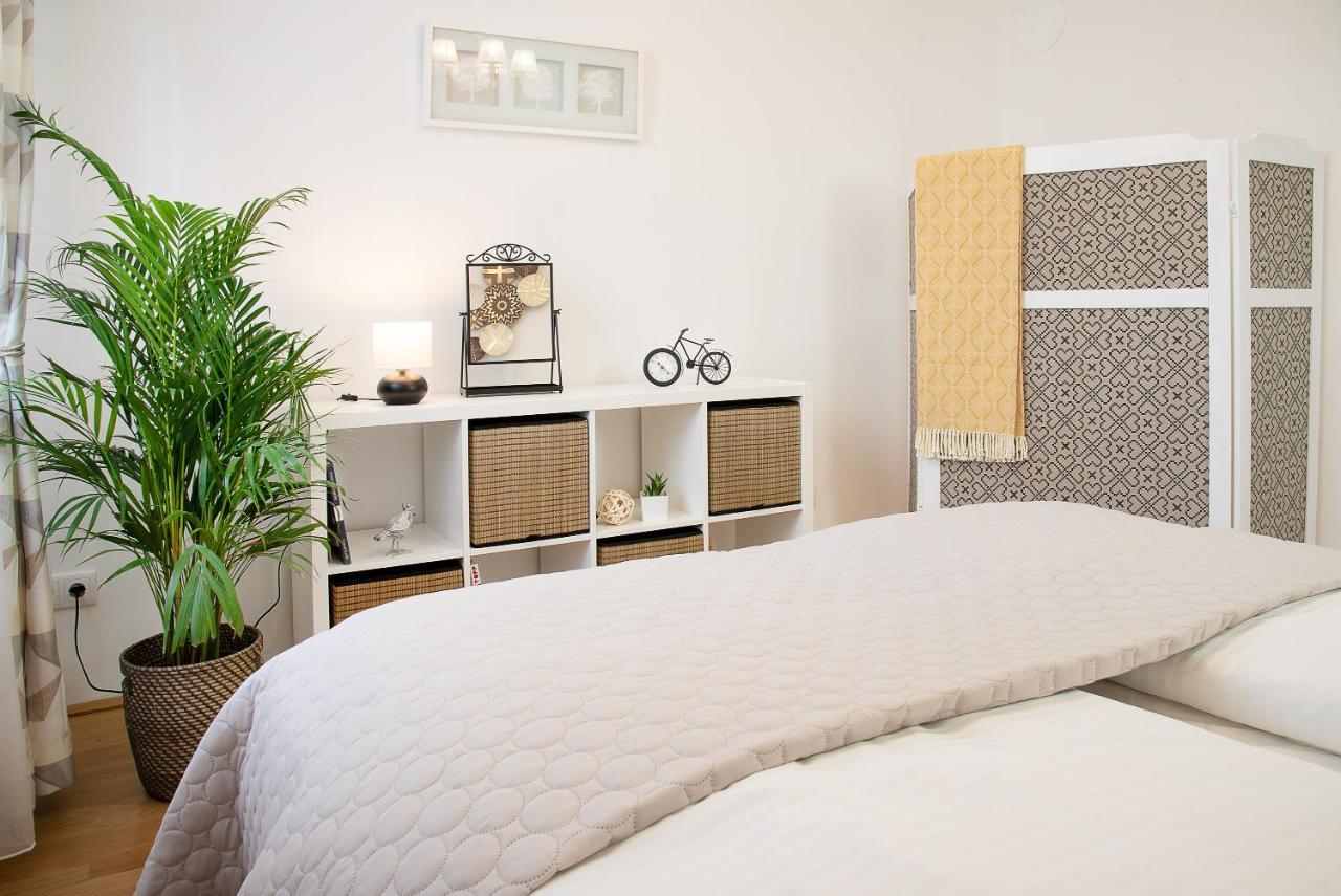 Oasis Vienna