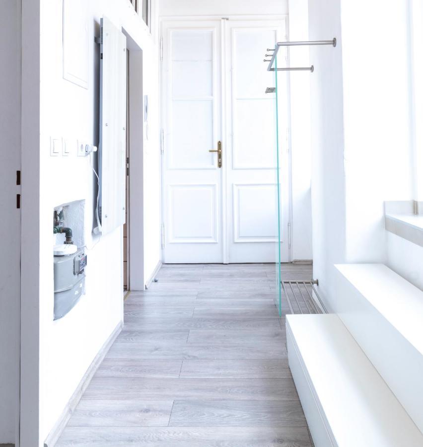 New & Marzstrasse With Own Exit To The Inner Garden Apartment *