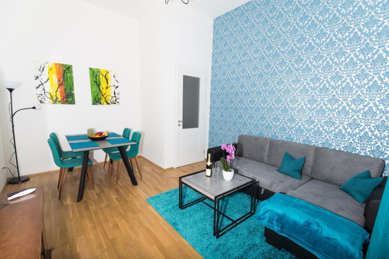 Rosenstein By Family & Apartment
