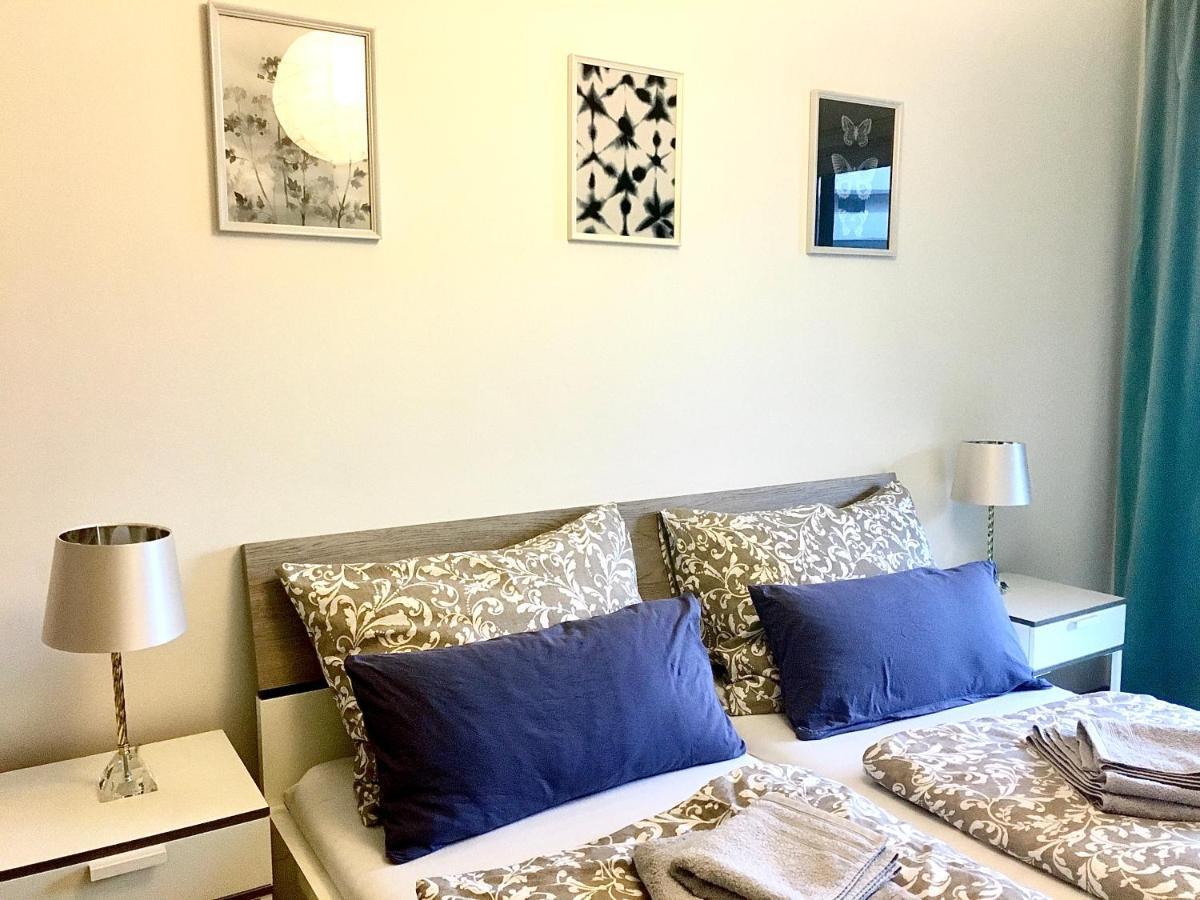 2 Bedroom Next To Metro U1 And Garage Parking Vienna