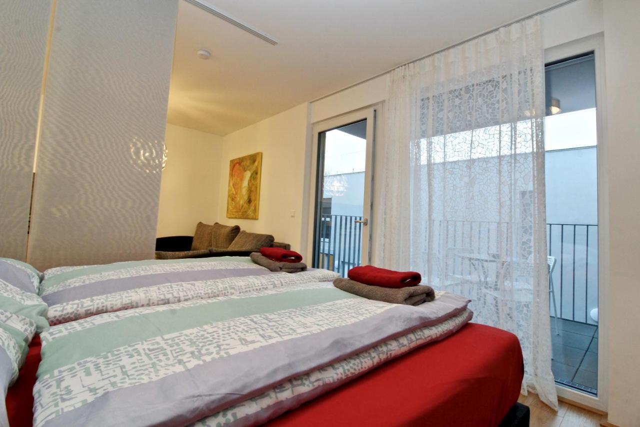 Balcony/pool/free Parking Garage Wien