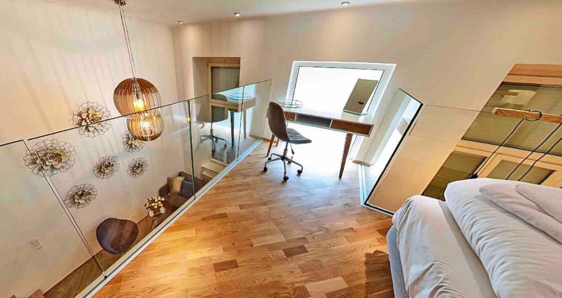 Zeus Design Loft Apartment Vienna