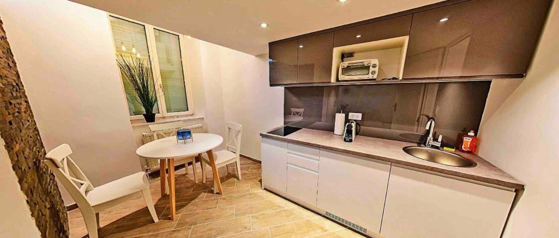 Zeus Design Loft Apartment