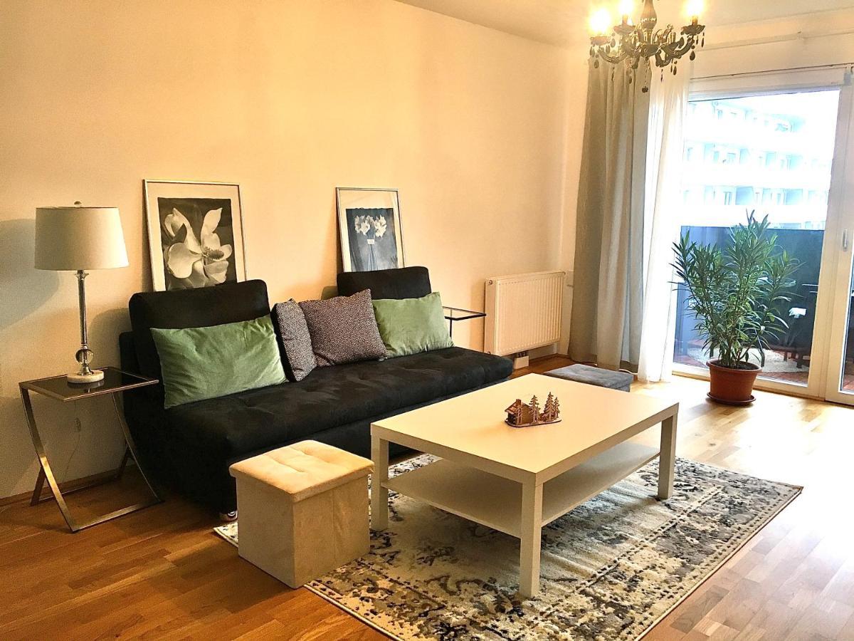 Apartamento 2 Bedroom Next To Metro U1 And Garage Parking *