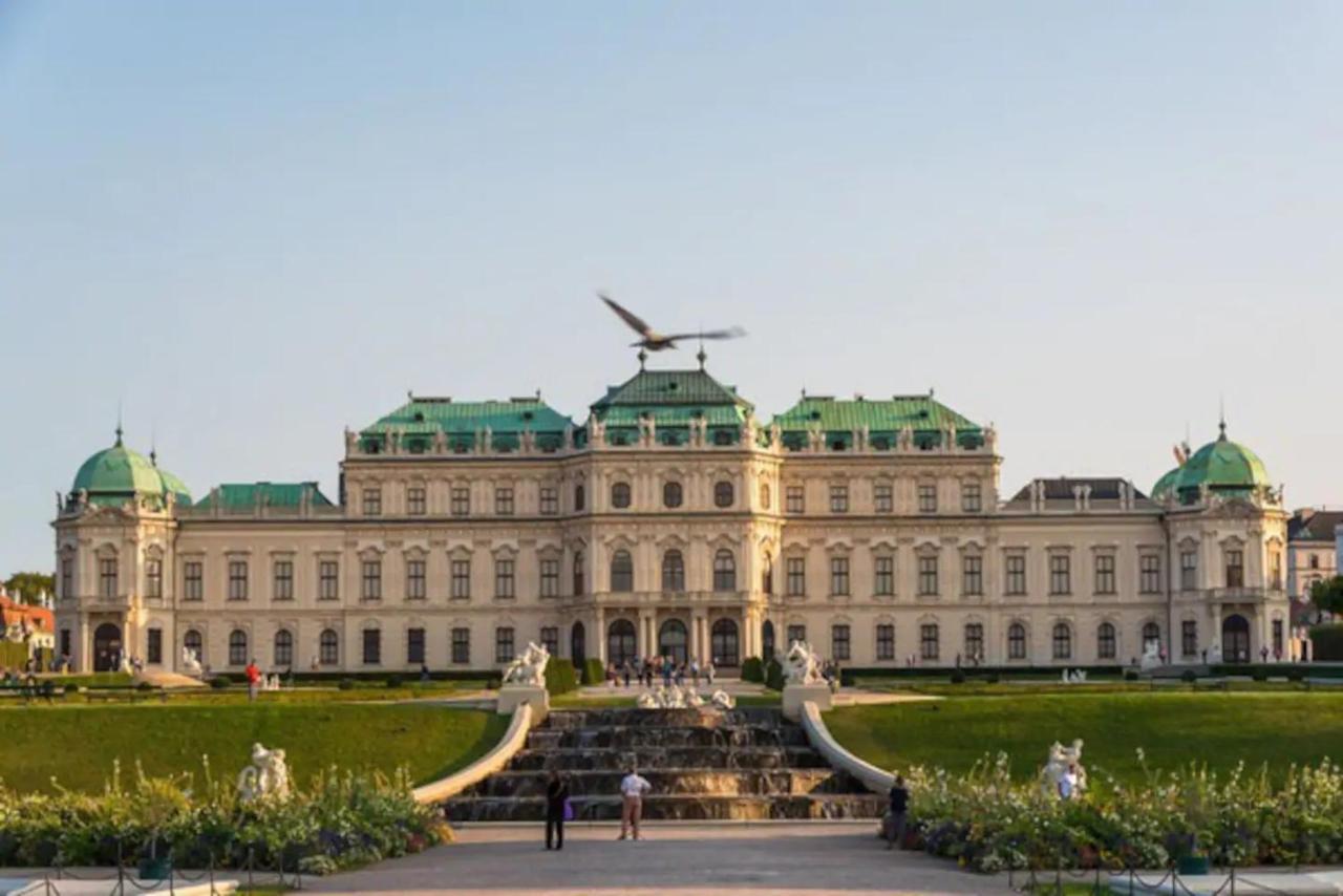 75m² At Belvedere Palace Appartamento *
