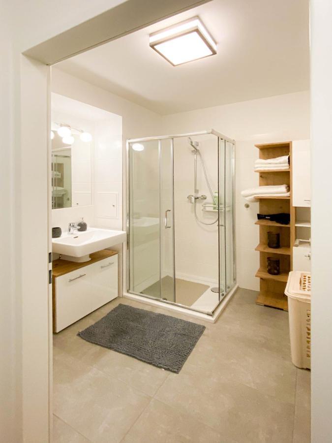 Apartment International *