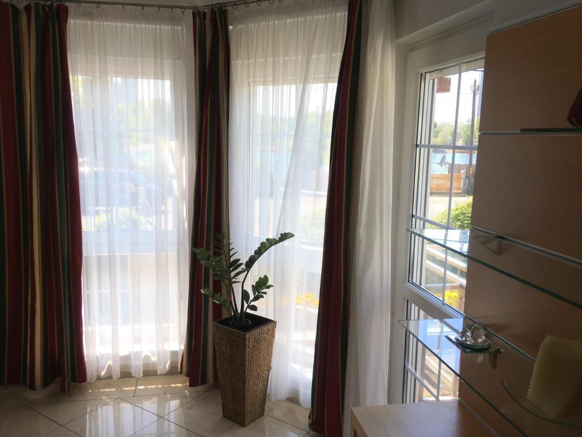 Ajo Big Flat 150 Sqm Contactless - Check-in Apartment Wien