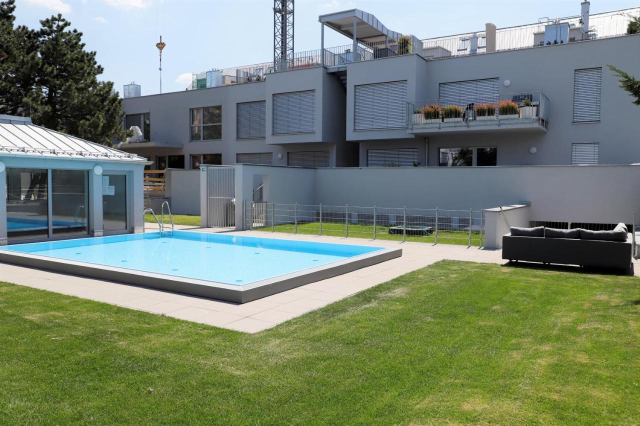 Appartamento Rooftop Terrace, Free Garage Parking And Pool!