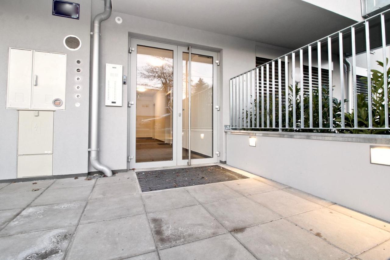 Yellow Flower With Pool - 5 Min To Apartment *