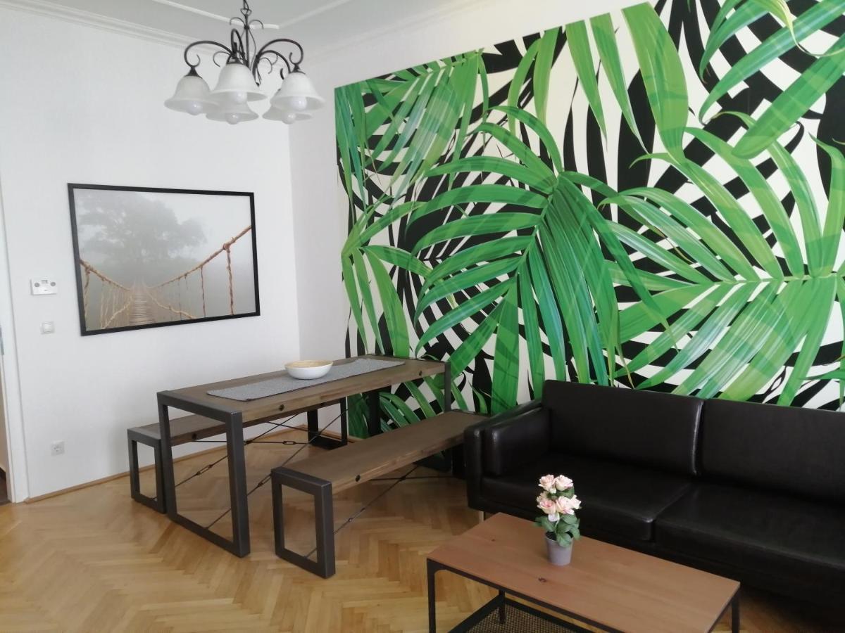 Near Yppenplatz & Brunnenmarkt Apartamento Viena