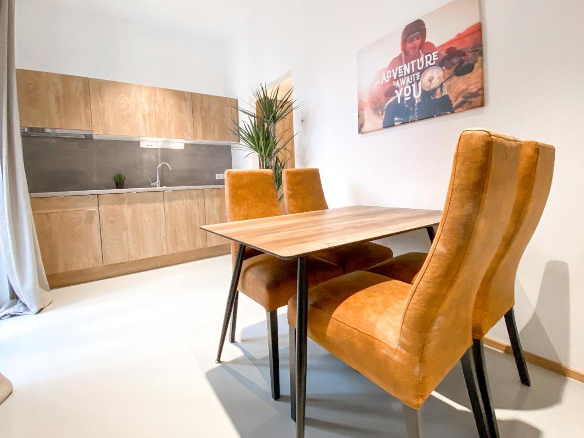Darebell - Designerapartments Kirchfeldgasse * Vienna