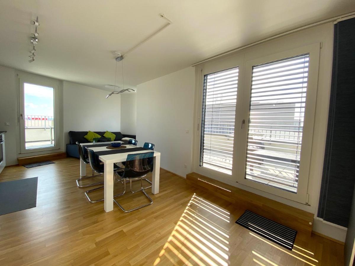 Sonnenwohnen Penthouse Direkt Bei U-bahn Und Therme Mit Anbindung Ins Zentrum * Wien