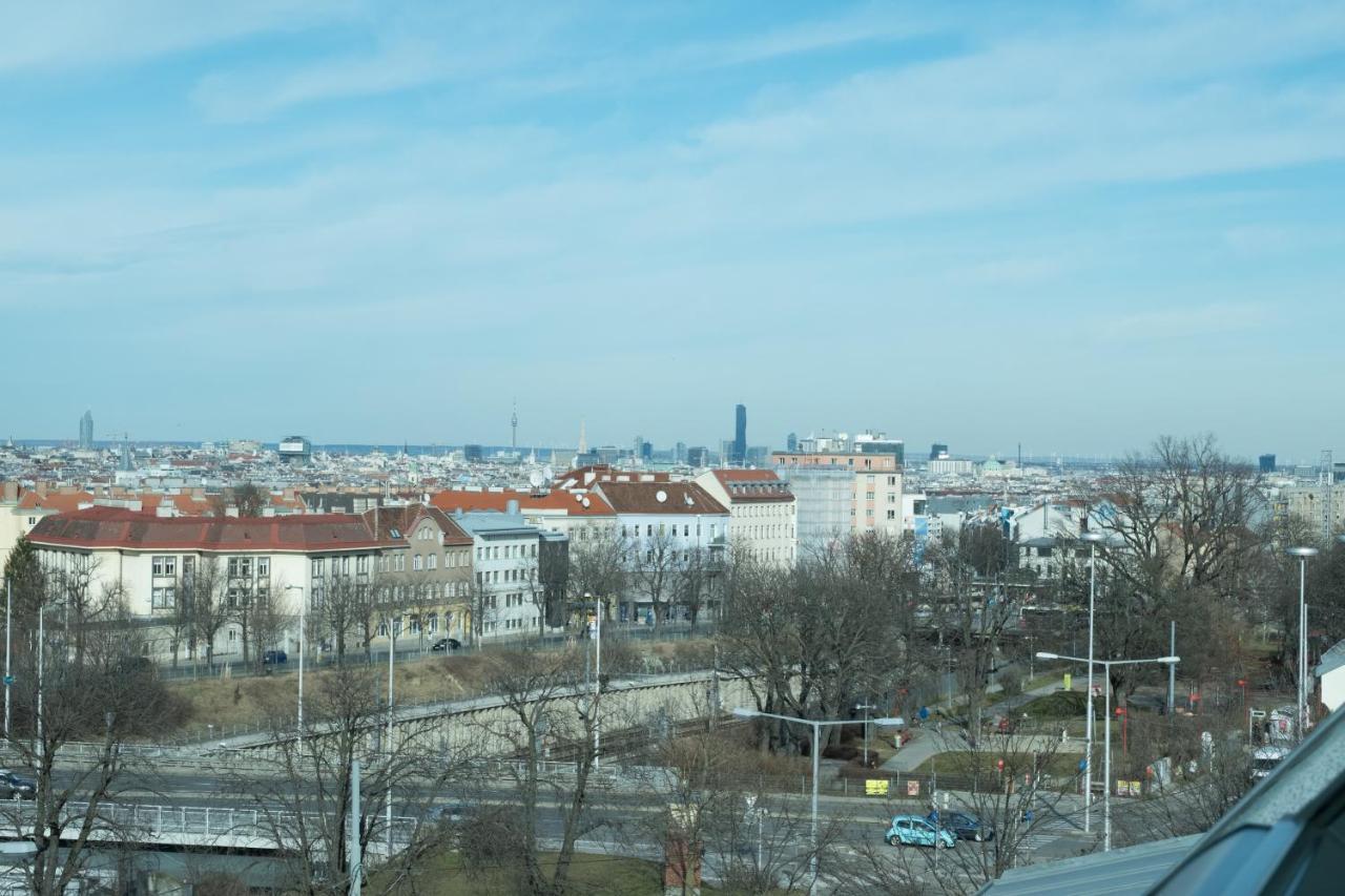 Blackriver Loft Mit Gratis Parkplatz Nahe Schoenbrunn Und U6 *