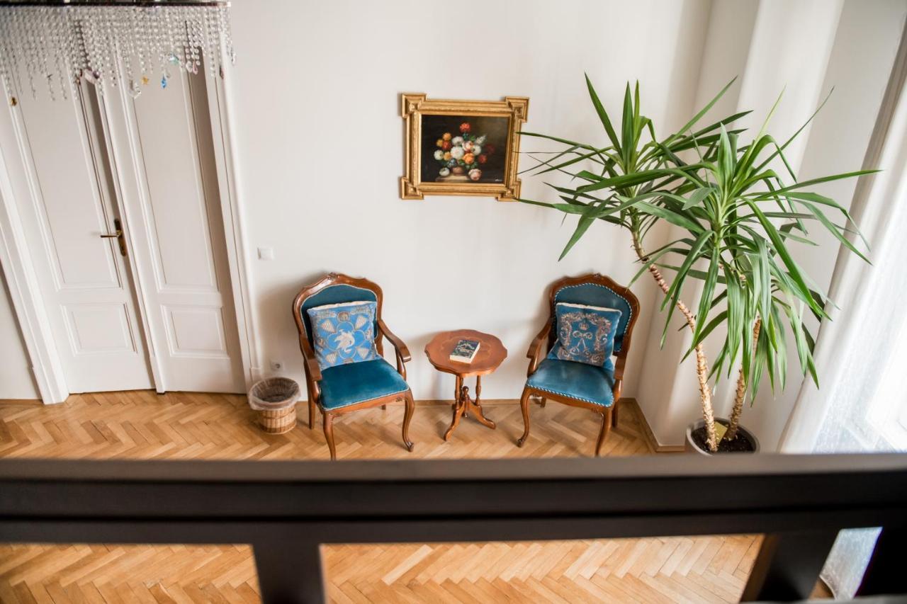 Boutique - Premium Hostel