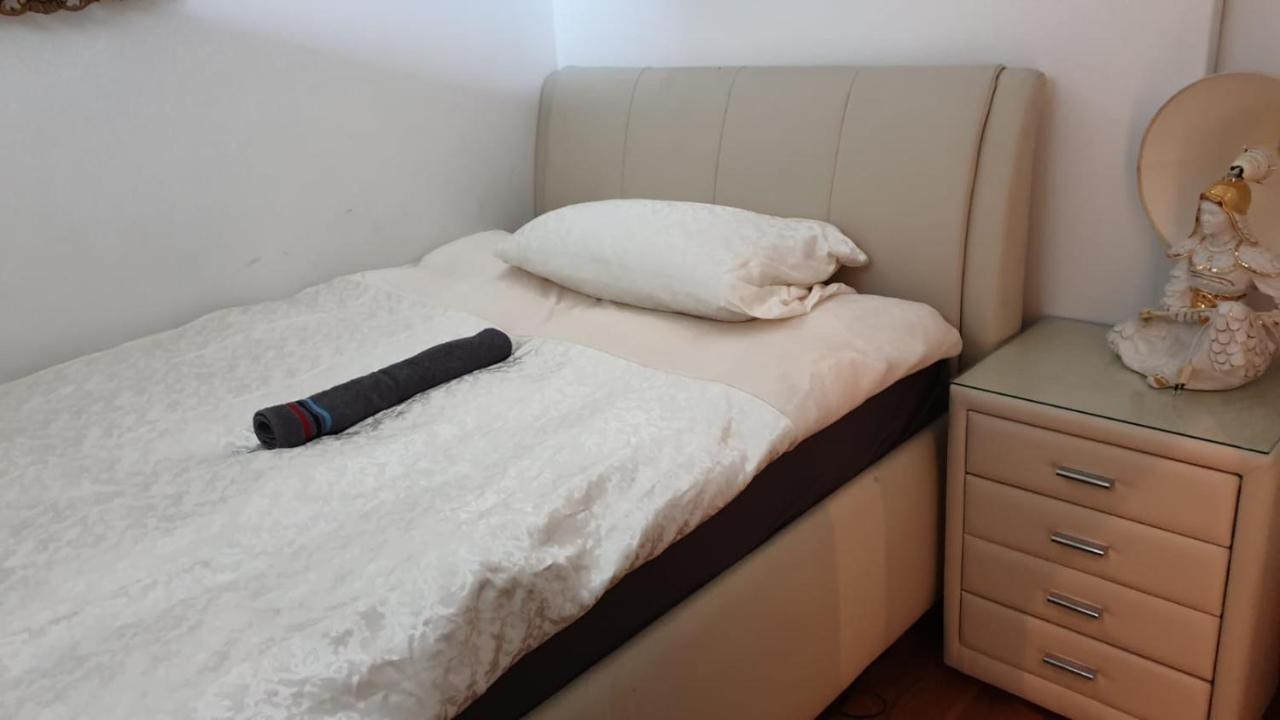 Brigittenauer Apartment