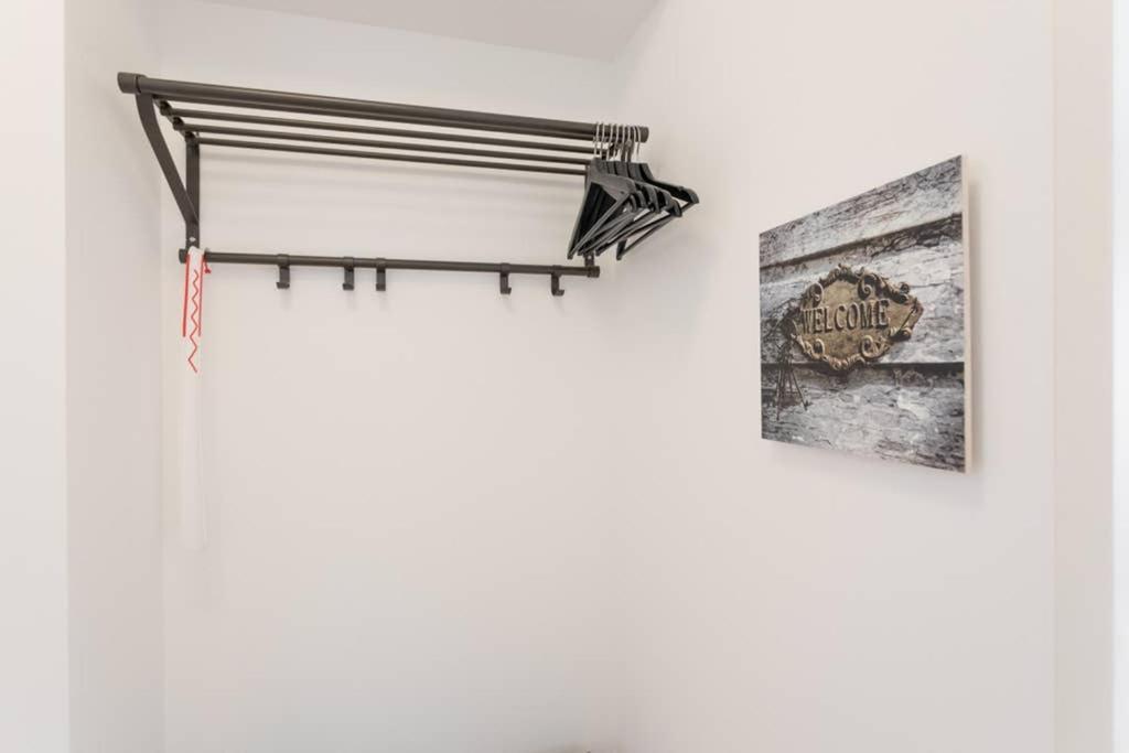 Bright In Hip & High Quality Neighborhood Appartamento *