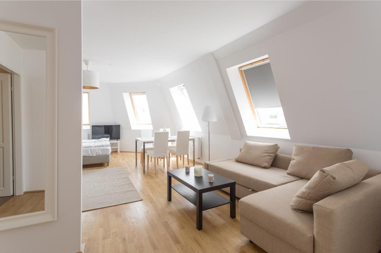Zwischen Schönbrunn Und Dem Center. Apt. 39 Apartment Wien
