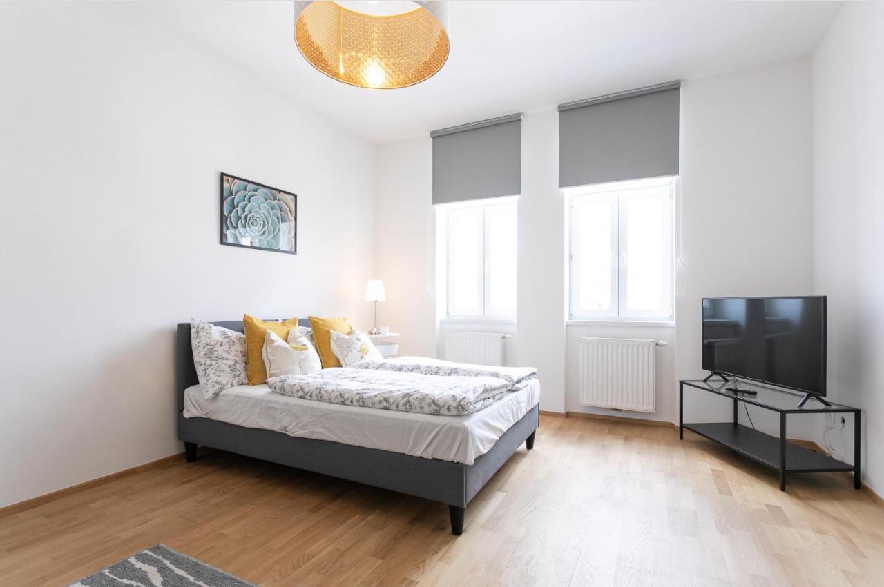 Apartment Mitten In Der Stadt L Lf22