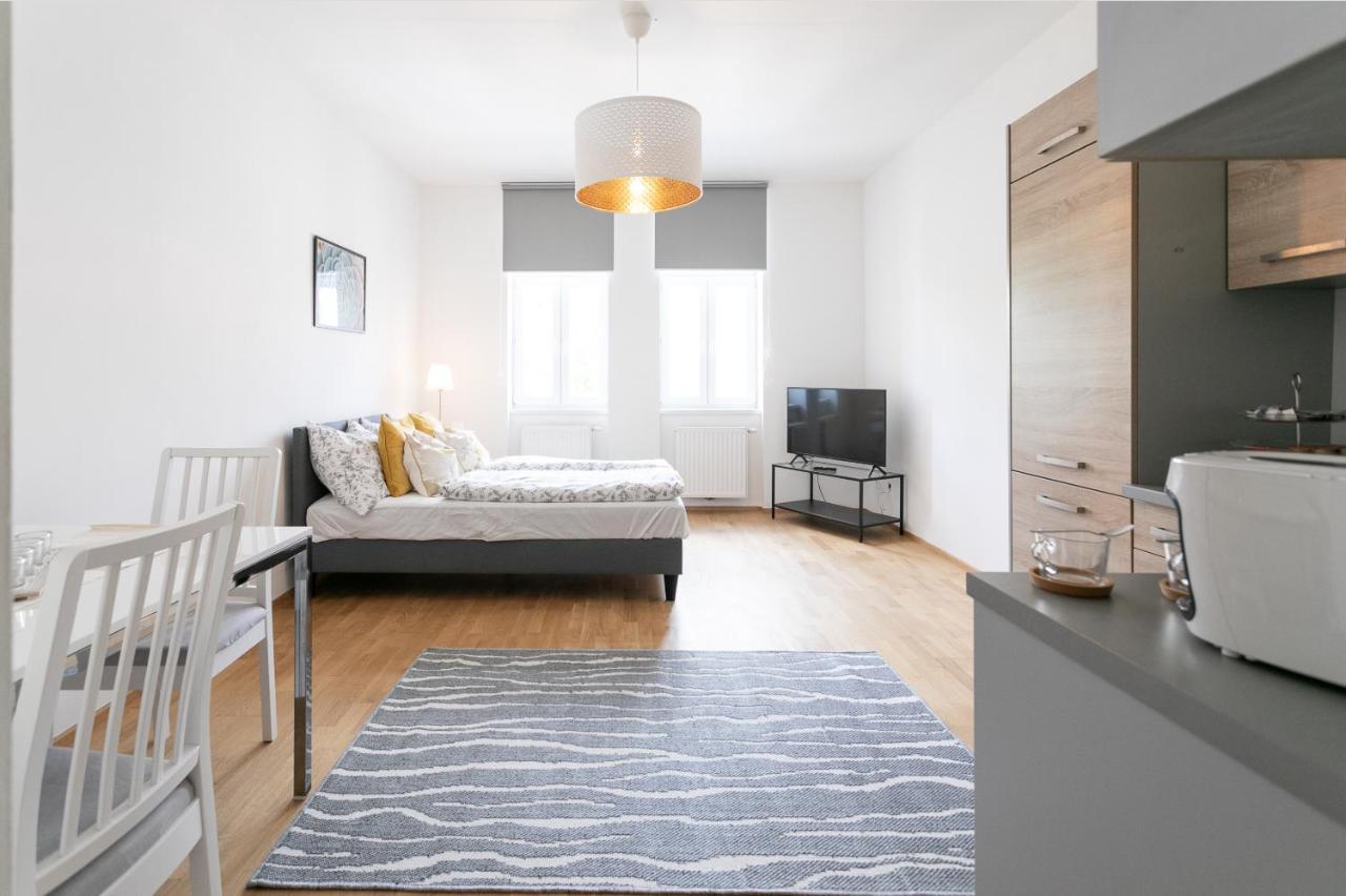Apartment Mitten In Der Stadt L Lf22
