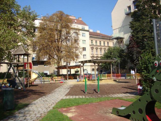 Sunny * Vienna