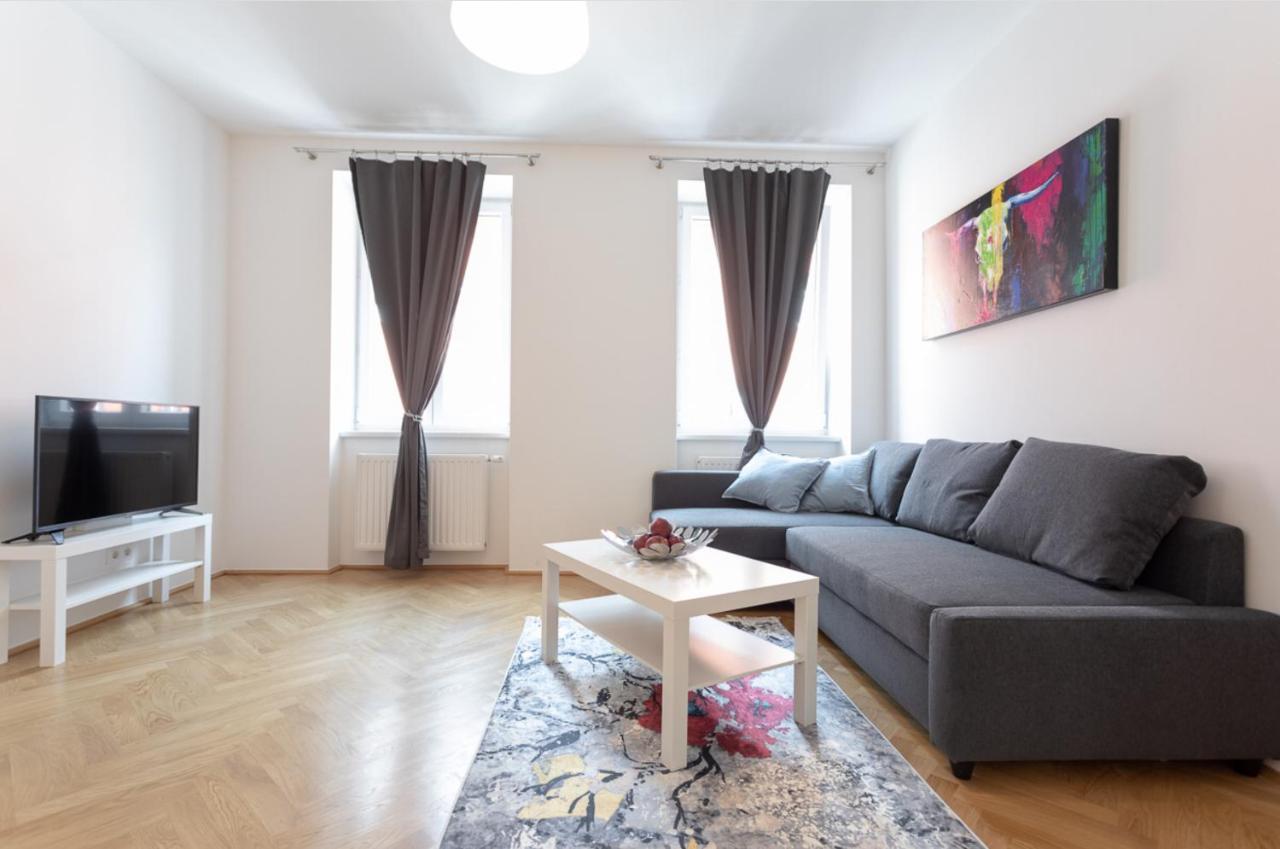 Charmante L Bg8 Apartment