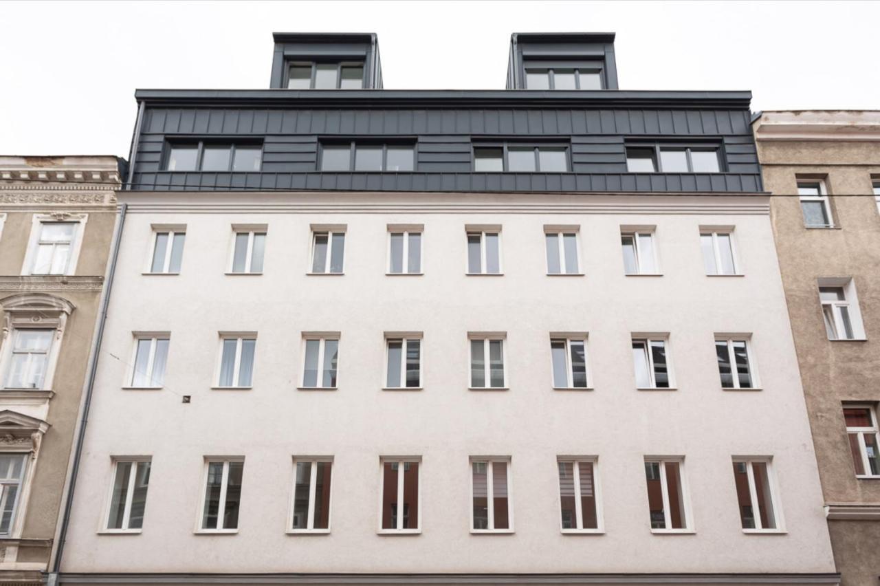 Charmante L Bg8 * Wien